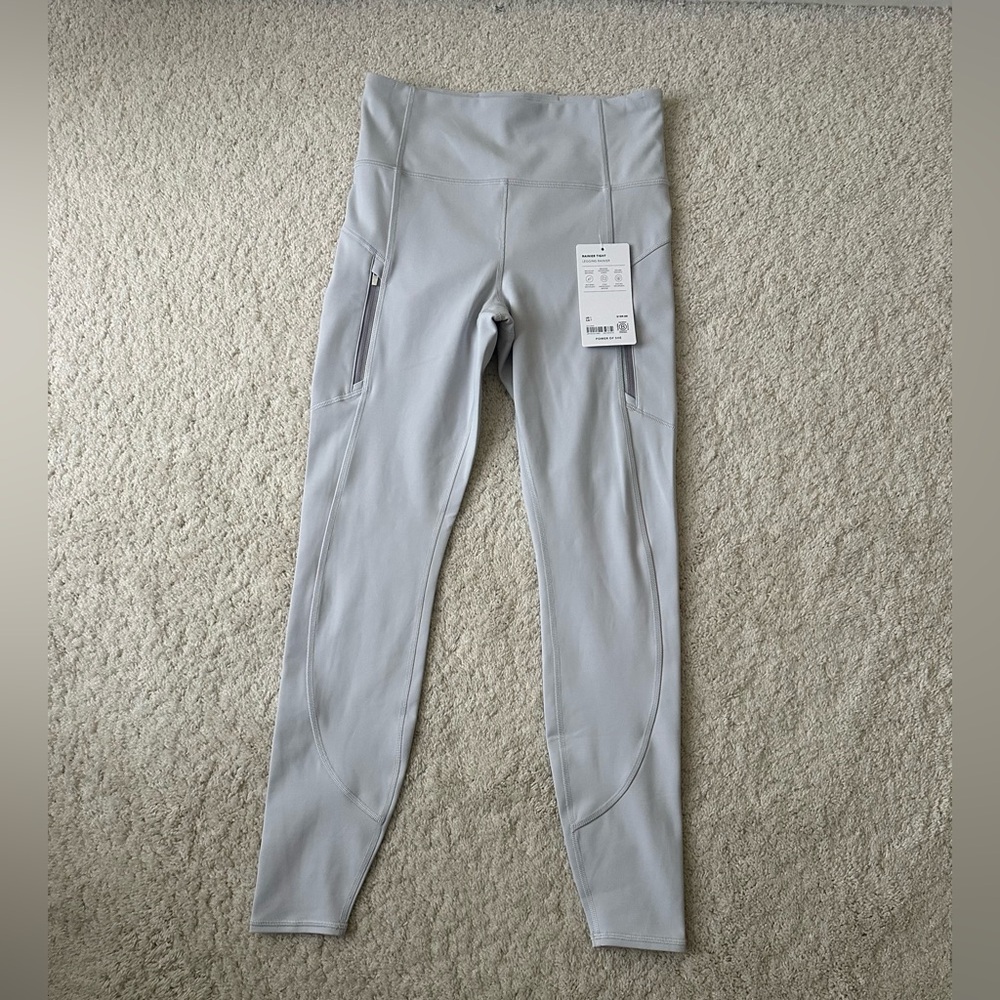 Woman’s Athleta Rainier Tight Leggings Size Small Gray New With Tags